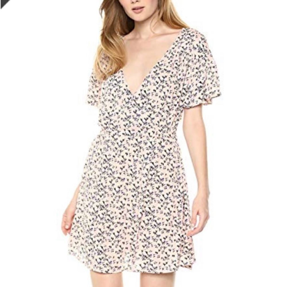 Anthropologie MINKPINK Floral Wrap Front Mini Dress Women’s Size S NWOT